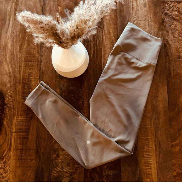Lululemon Athletica Wunder Train Leggings - Picture 1 of 6